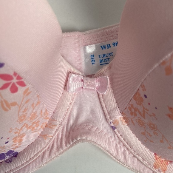 Wacoal NWT 2 Bra Bundle Size 34B Lingerie Underwire Everyday Comfort Coquette - Picture 4 of 12